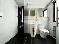 Townhouse Apartments (D9), Apartment #454494401